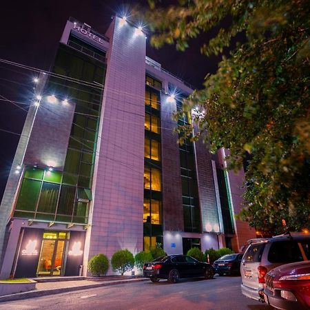 Capitol By Umbrella Tbilisi Exterior foto